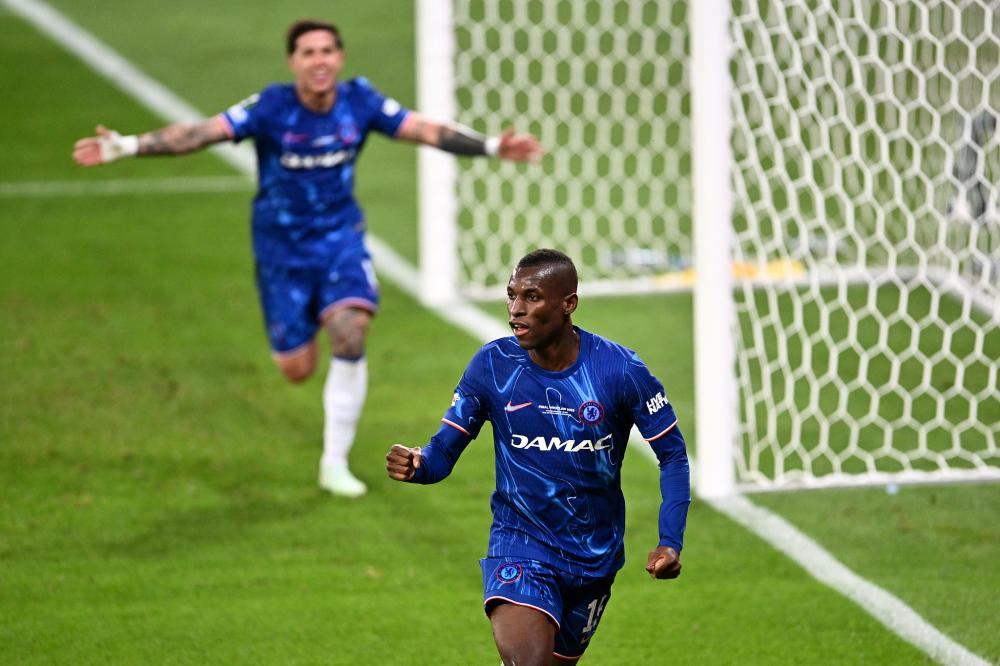 每体：贝西克塔斯想租特狮，承担全部薪资+选择买断费800万欧