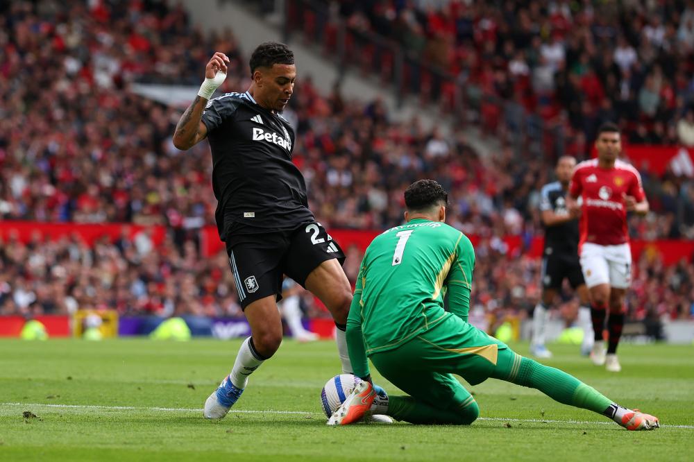 詹姆斯末节怒砍12分！雷迪克：他为湖人注入了强心剂