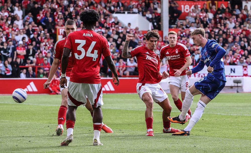 拉亚的逆袭：阿森纳新星如何挑战西班牙国家队门将格局